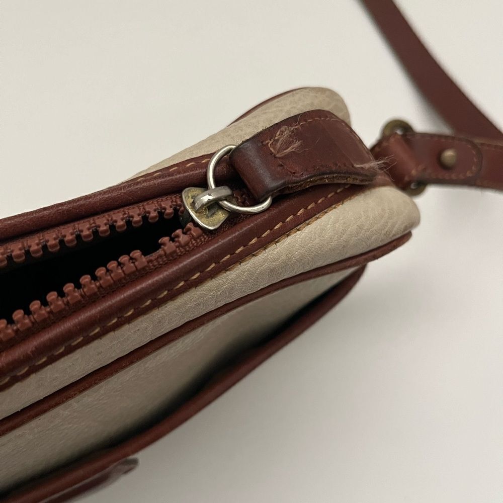 Coach Sheridan Collection Crossbody Ivory Pebbled Leather Bag Rare Vintage USA - Picture 10 of 12